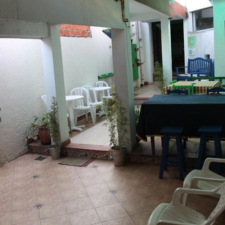 Hostal Los Aventureros Санта-Крус-де-ла-Сьерра Экстерьер фото