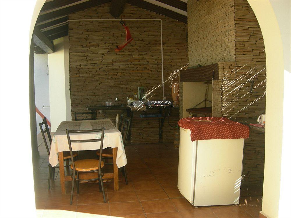 Hostal Los Aventureros Санта-Крус-де-ла-Сьерра Экстерьер фото