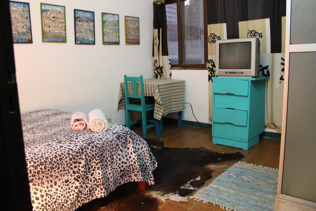 Hostal Los Aventureros Санта-Крус-де-ла-Сьерра Экстерьер фото