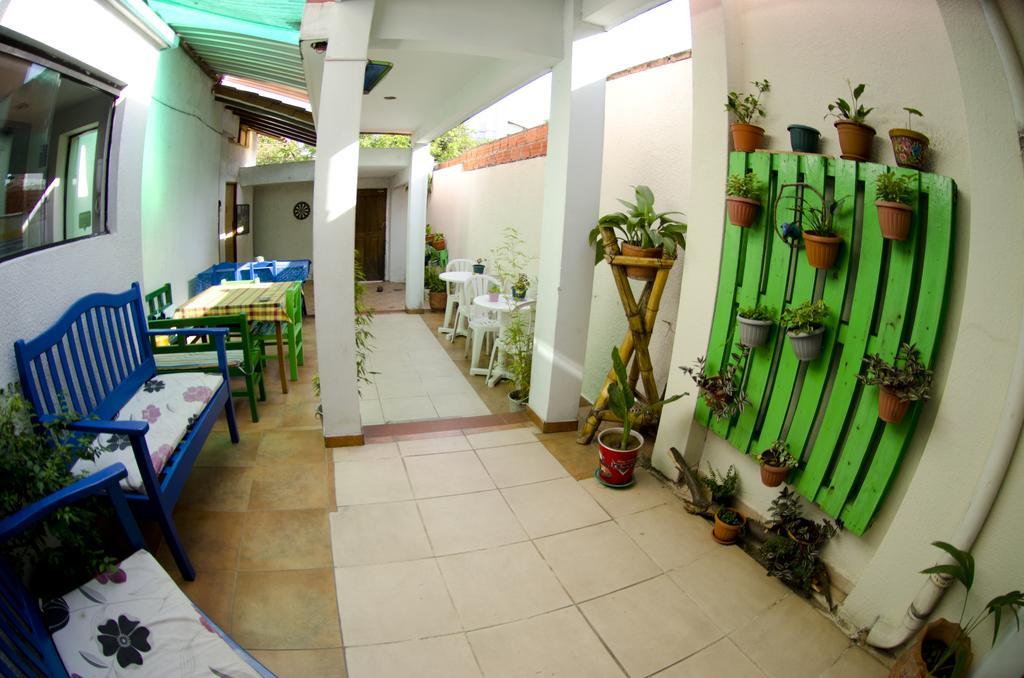 Hostal Los Aventureros Санта-Крус-де-ла-Сьерра Экстерьер фото